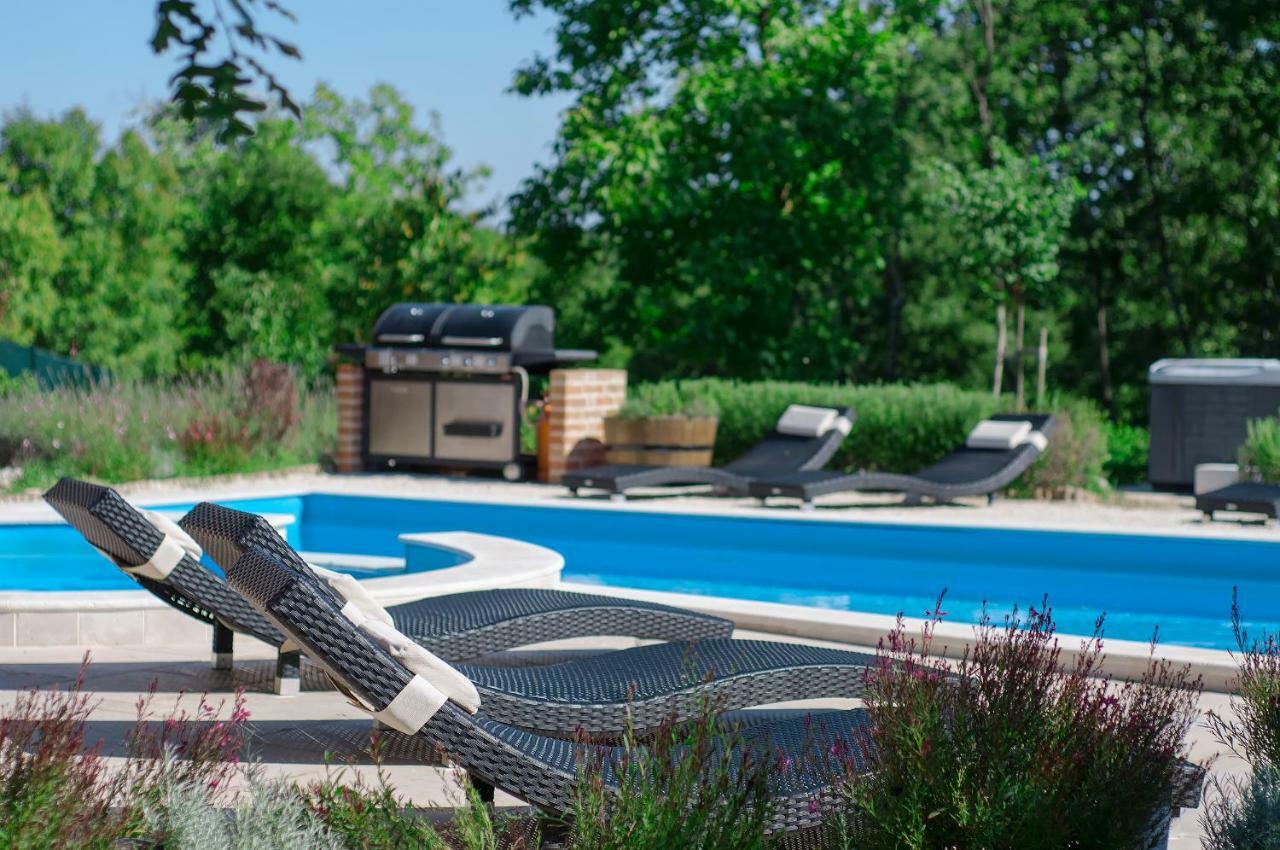 Villas Vea Histria Rezanci Екстер'єр фото