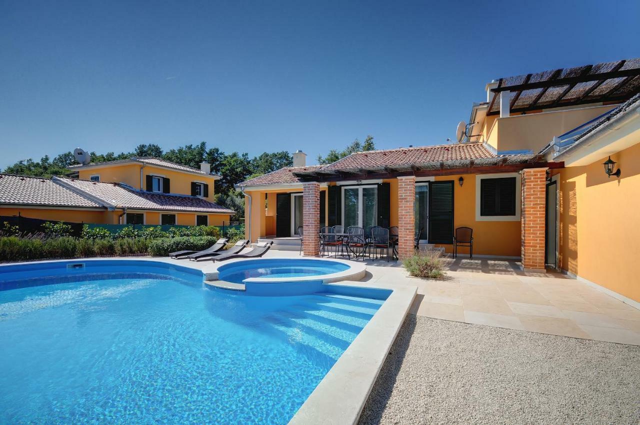 Villas Vea Histria Rezanci Екстер'єр фото