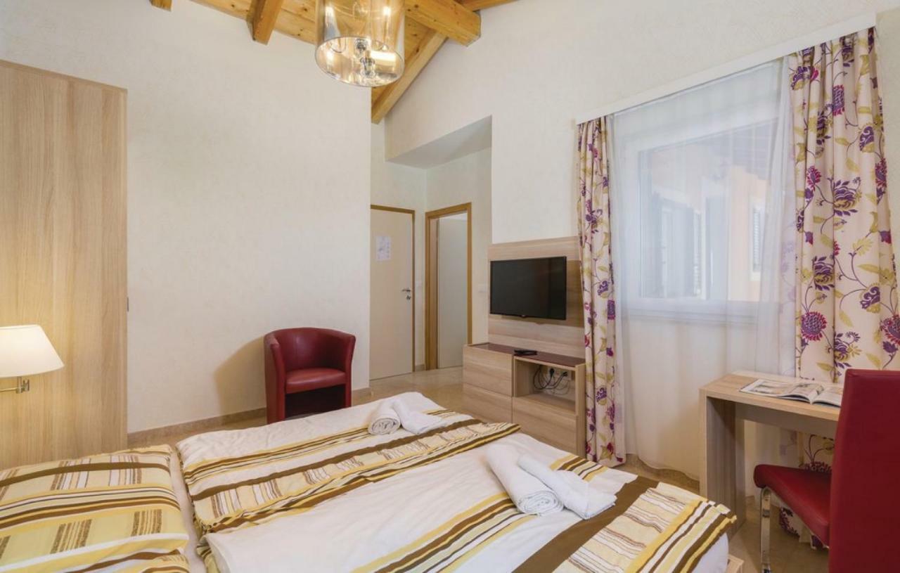 Villas Vea Histria Rezanci Екстер'єр фото