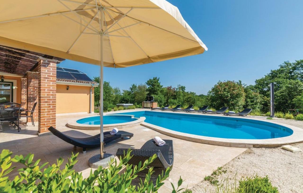 Villas Vea Histria Rezanci Екстер'єр фото