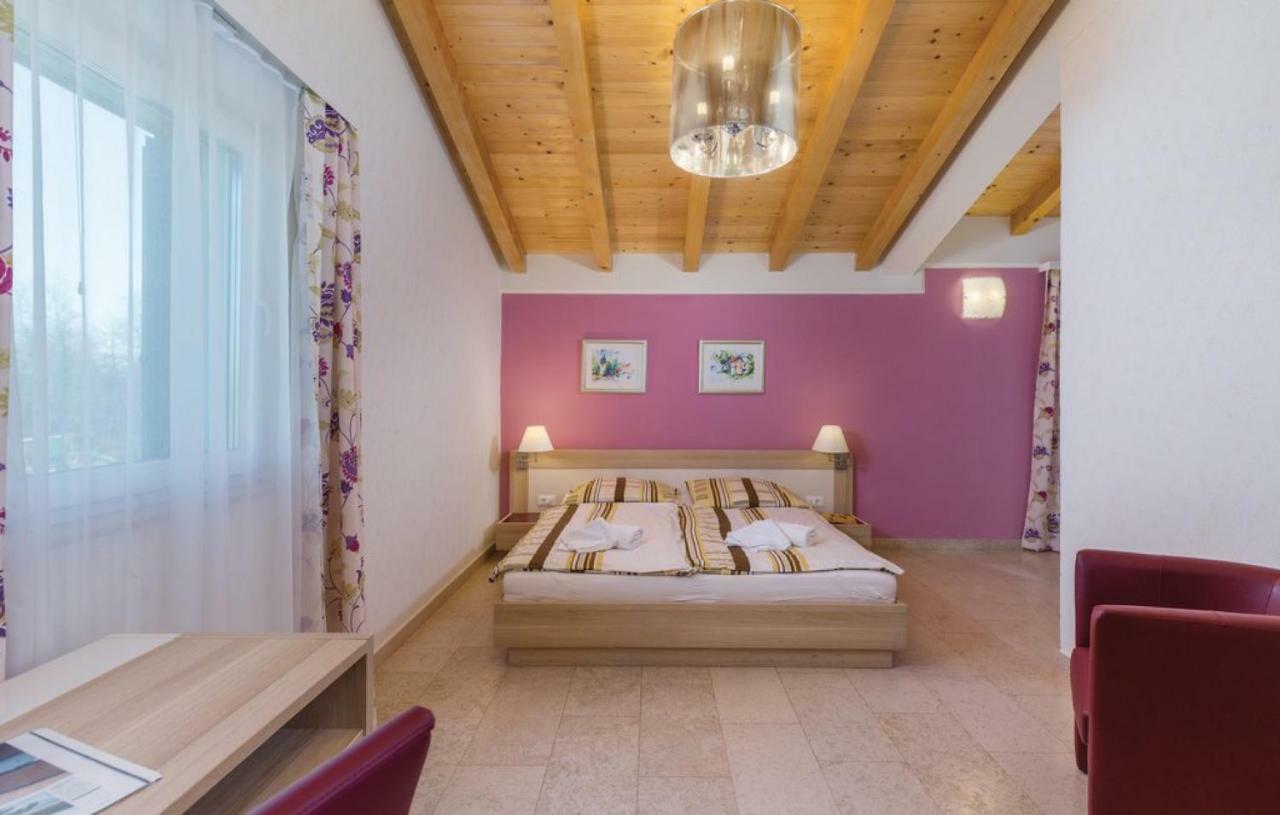 Villas Vea Histria Rezanci Екстер'єр фото