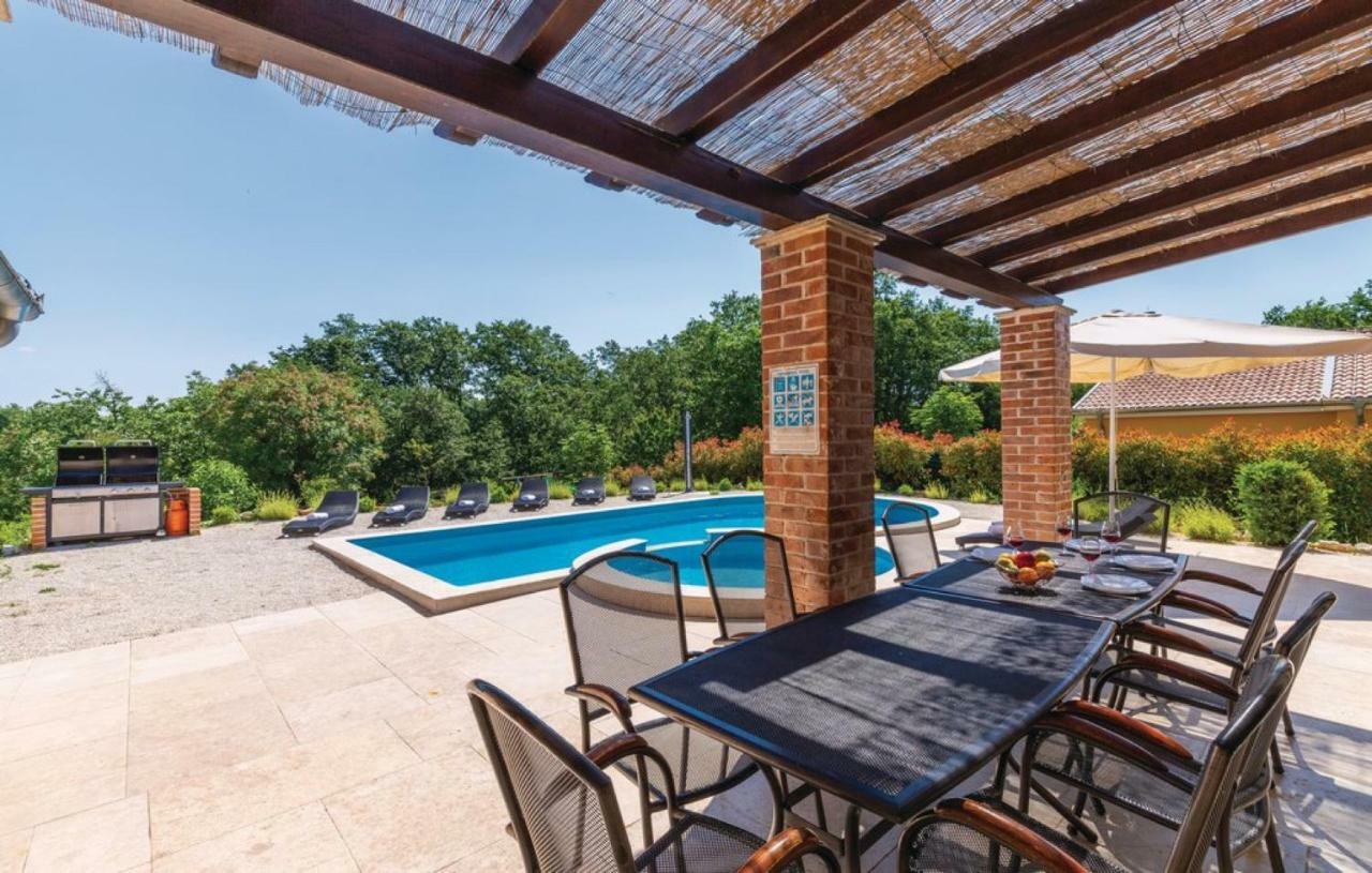 Villas Vea Histria Rezanci Екстер'єр фото