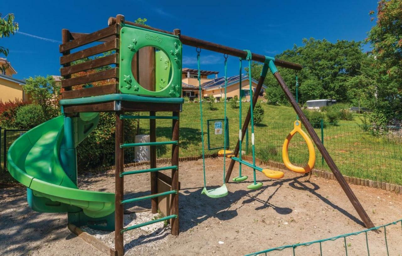Villas Vea Histria Rezanci Екстер'єр фото
