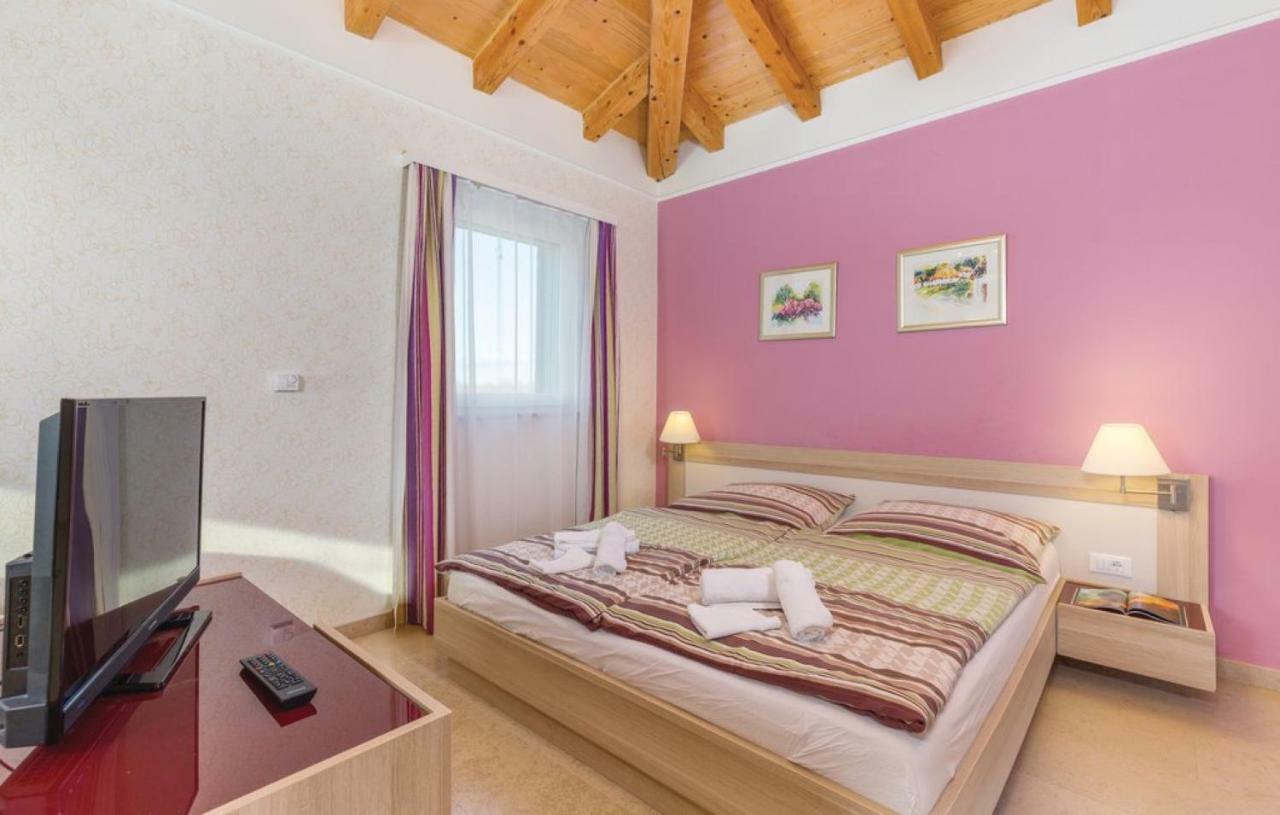 Villas Vea Histria Rezanci Екстер'єр фото