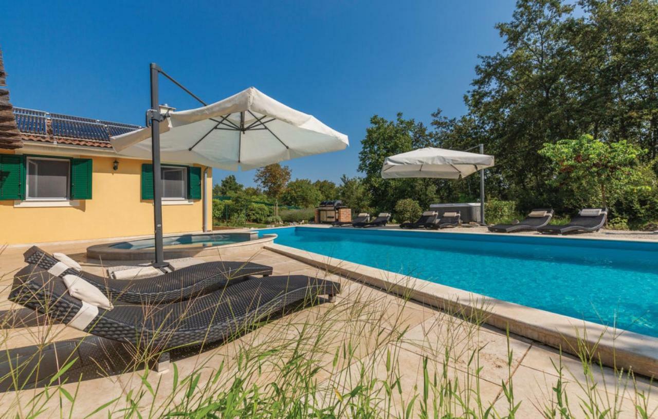 Villas Vea Histria Rezanci Екстер'єр фото