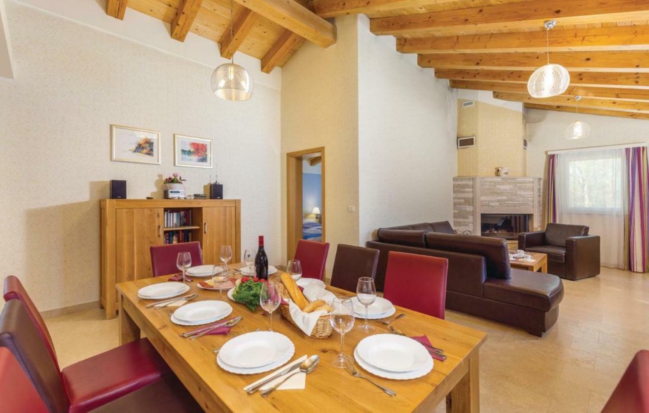 Villas Vea Histria Rezanci Екстер'єр фото