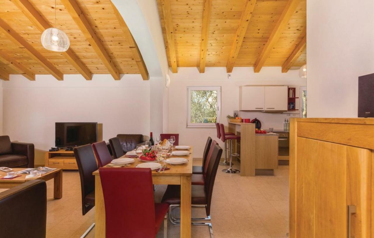 Villas Vea Histria Rezanci Екстер'єр фото