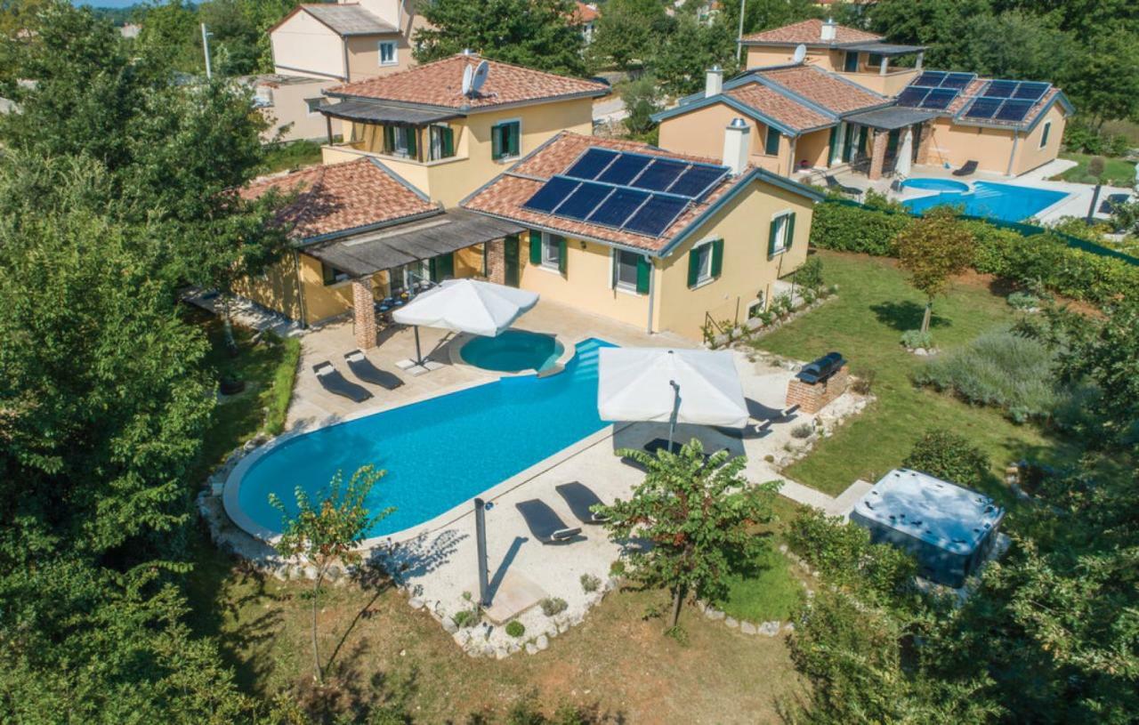 Villas Vea Histria Rezanci Екстер'єр фото